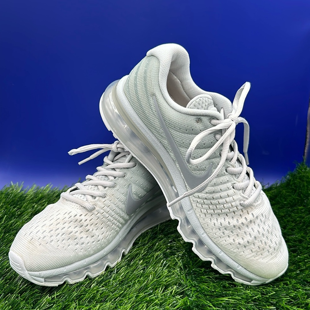 Nike Air Max 2017 Athletic Sneakers 849560-009 Women’s US 8 Pure Platinum
